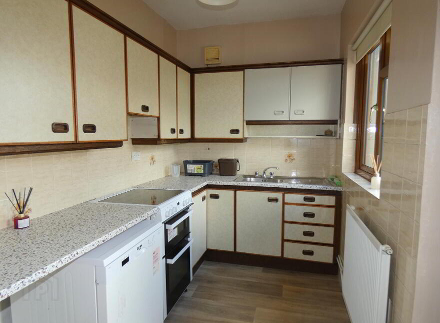 43 Finvoy Road, Ballymoney, BT53 7JE