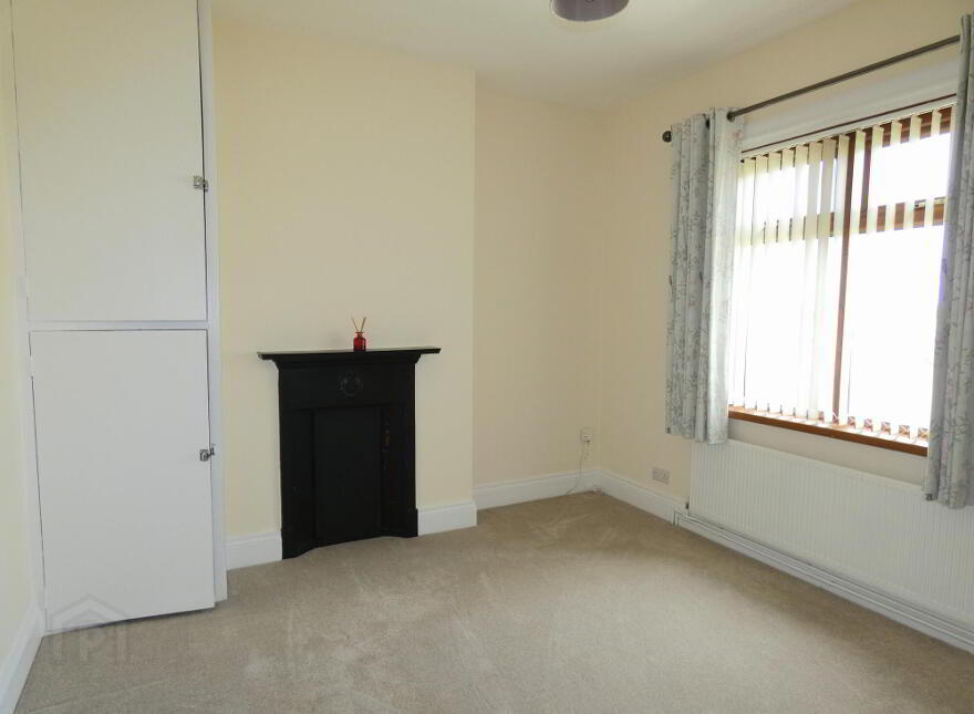 43 Finvoy Road, Ballymoney, BT53 7JE