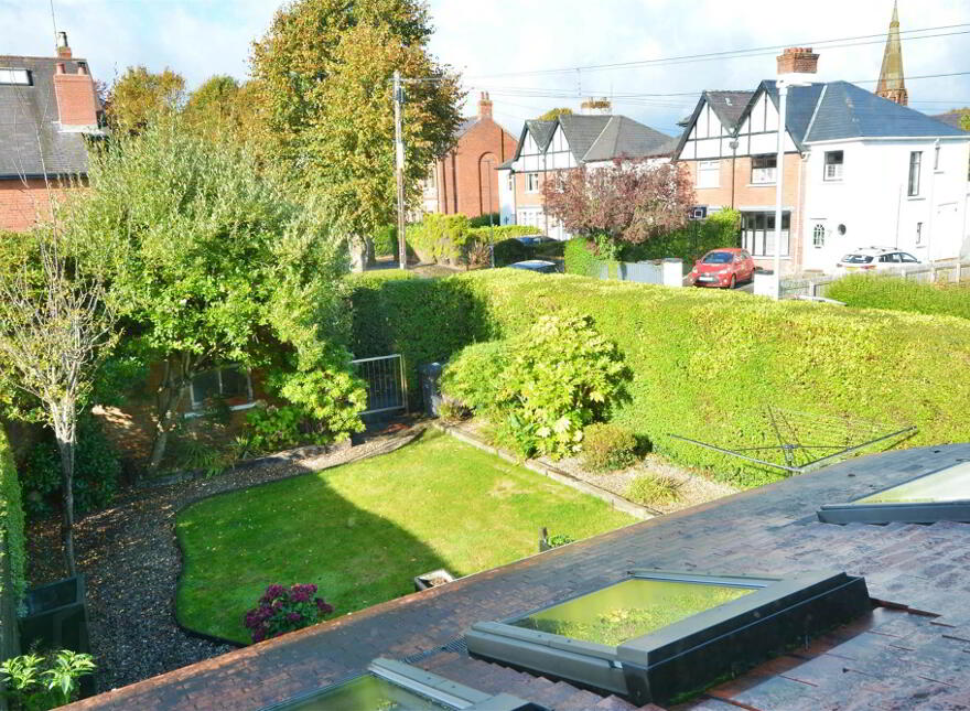 1 Knockbreda Gardens, Belfast, BT6 0HH