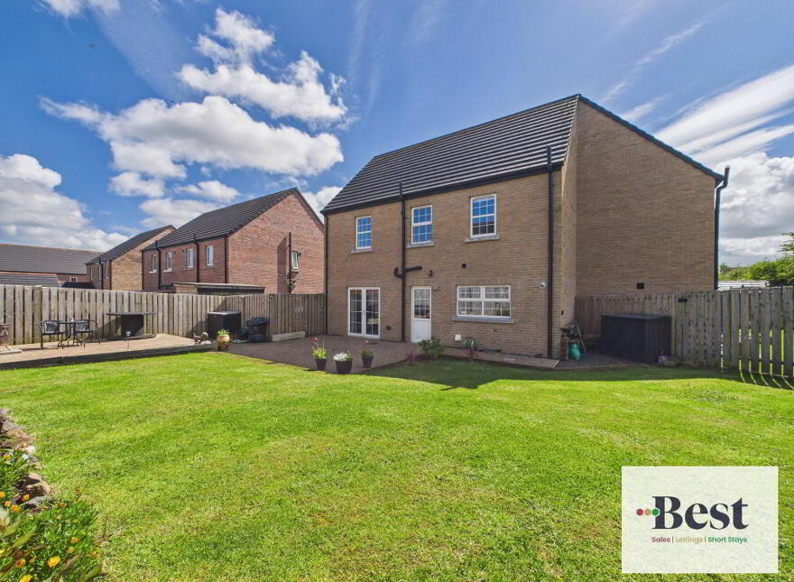 40 Clover Brook, Larne, BT40 2UP