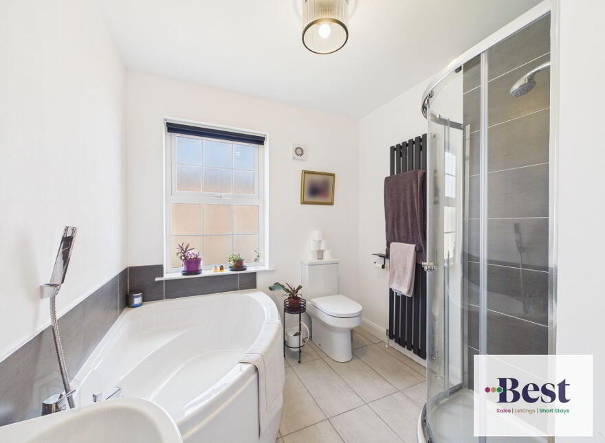40 Clover Brook, Larne, BT40 2UP