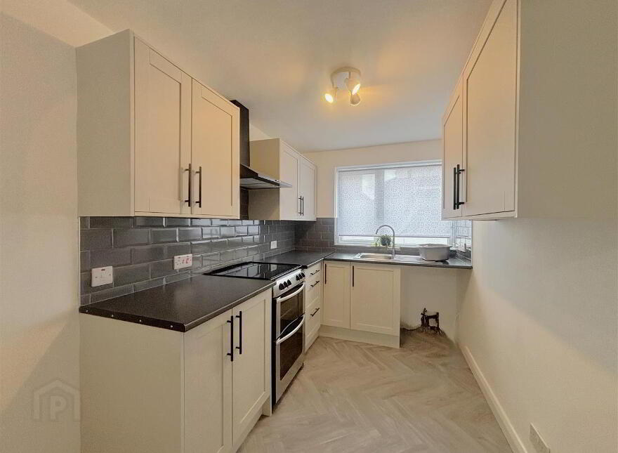 16 Woodvale Pass, Belfast, BT13 3FN