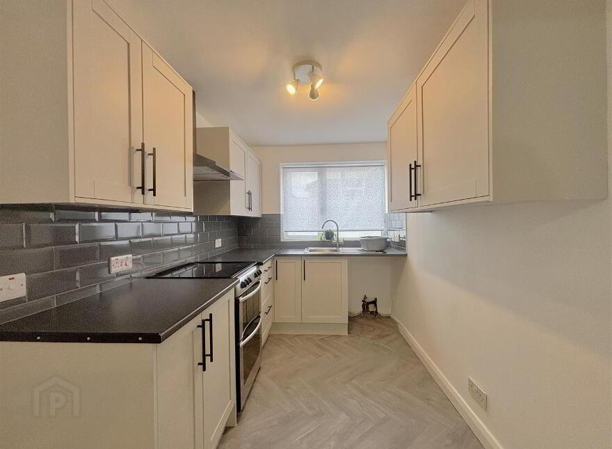 16 Woodvale Pass, Belfast, BT13 3FN
