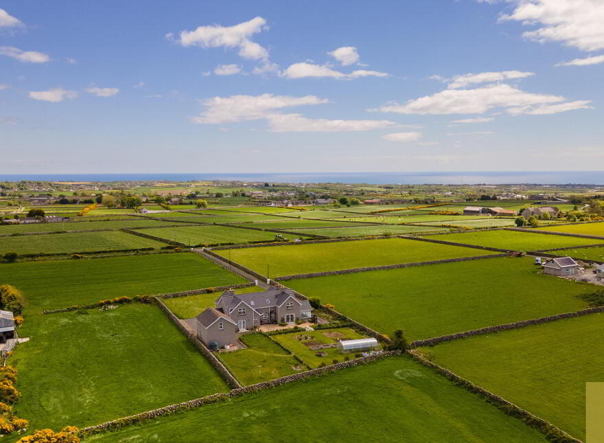 50 Leitrim Road, Kilkeel, Newry, BT34 4HY