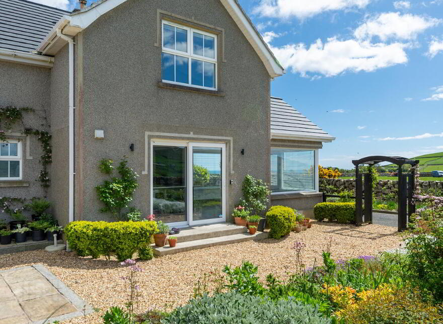 50 Leitrim Road, Kilkeel, Newry, BT34 4HY
