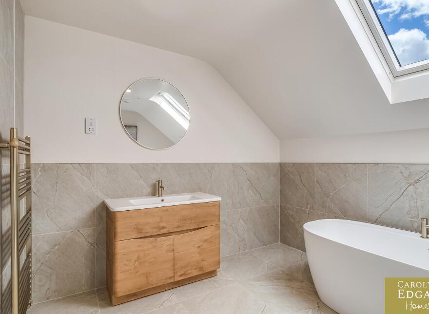 50 Leitrim Road, Kilkeel, Newry, BT34 4HY