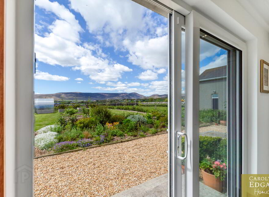 50 Leitrim Road, Kilkeel, Newry, BT34 4HY