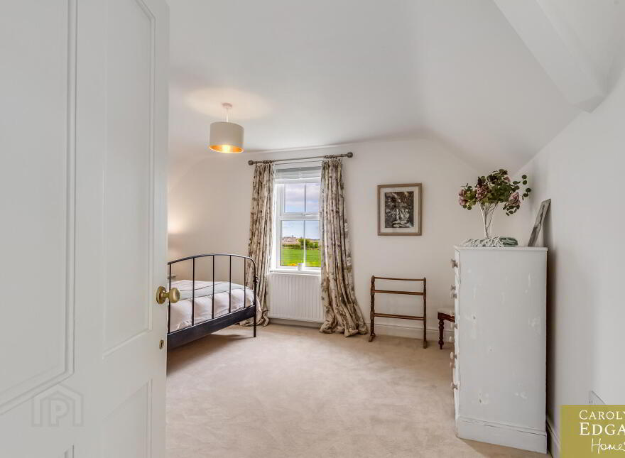 50 Leitrim Road, Kilkeel, Newry, BT34 4HY