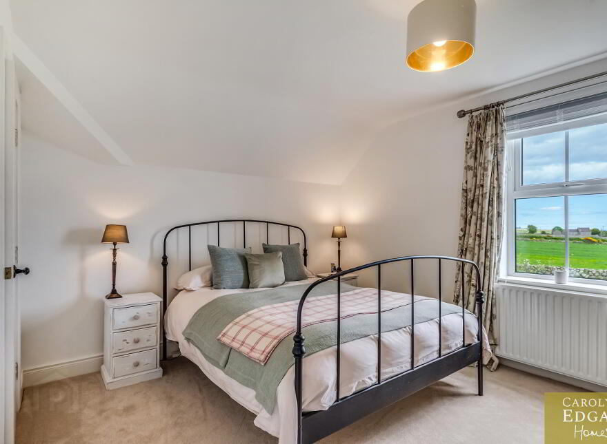 50 Leitrim Road, Kilkeel, Newry, BT34 4HY