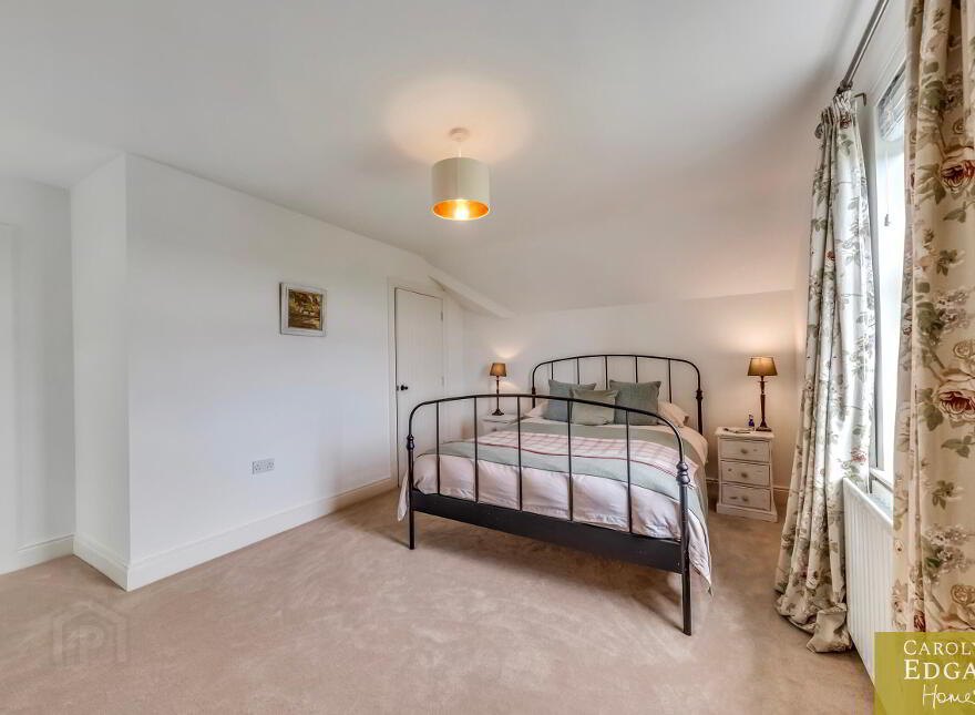 50 Leitrim Road, Kilkeel, Newry, BT34 4HY