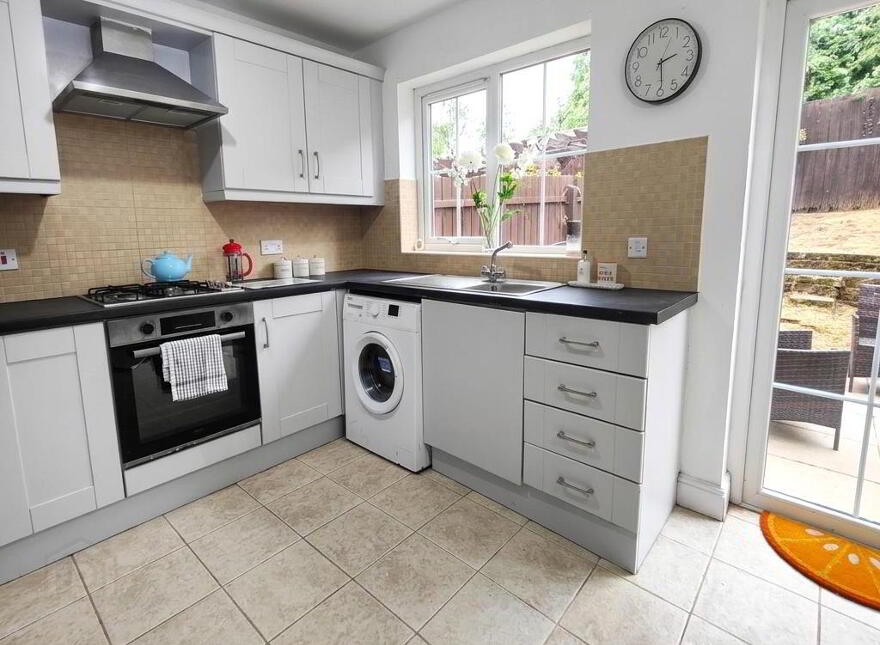5 Mill Valley Court, Belfast, BT14 8FZ