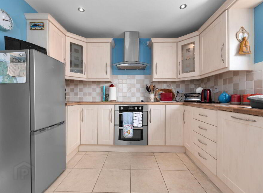33 Central Avenue, Portstewart, BT55 7BS