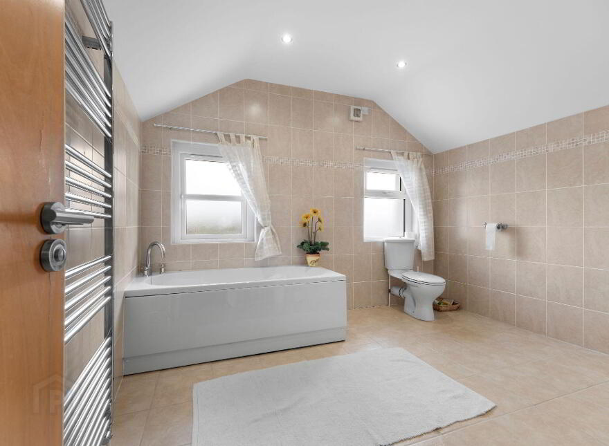 33 Central Avenue, Portstewart, BT55 7BS