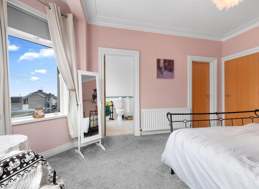 33 Central Avenue, Portstewart, BT55 7BS