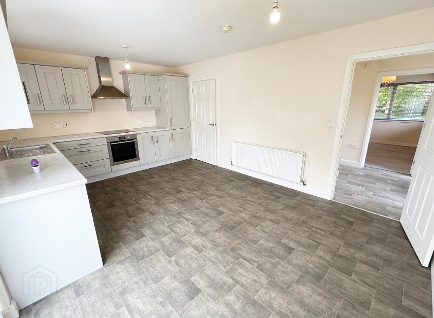 28 Cambridge Park, Coleraine, BT52 2QT