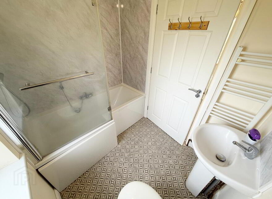 28 Cambridge Park, Coleraine, BT52 2QT