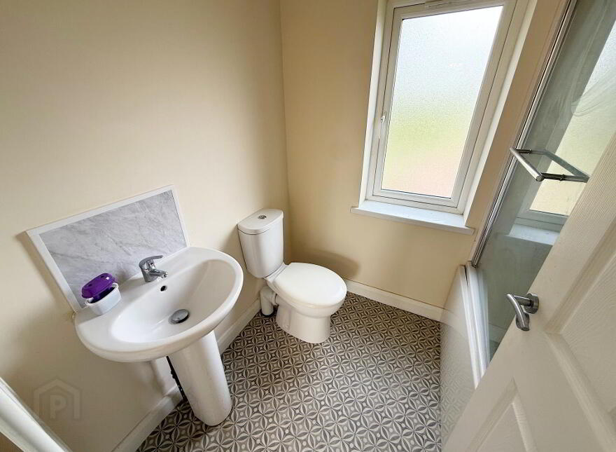 28 Cambridge Park, Coleraine, BT52 2QT