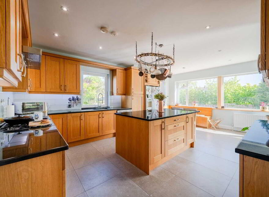 5 Knightsbridge Court, Bangor, BT19 6SD