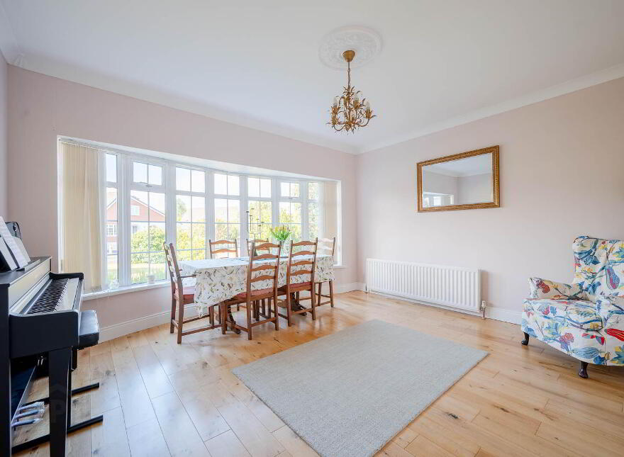 5 Knightsbridge Court, Bangor, BT19 6SD