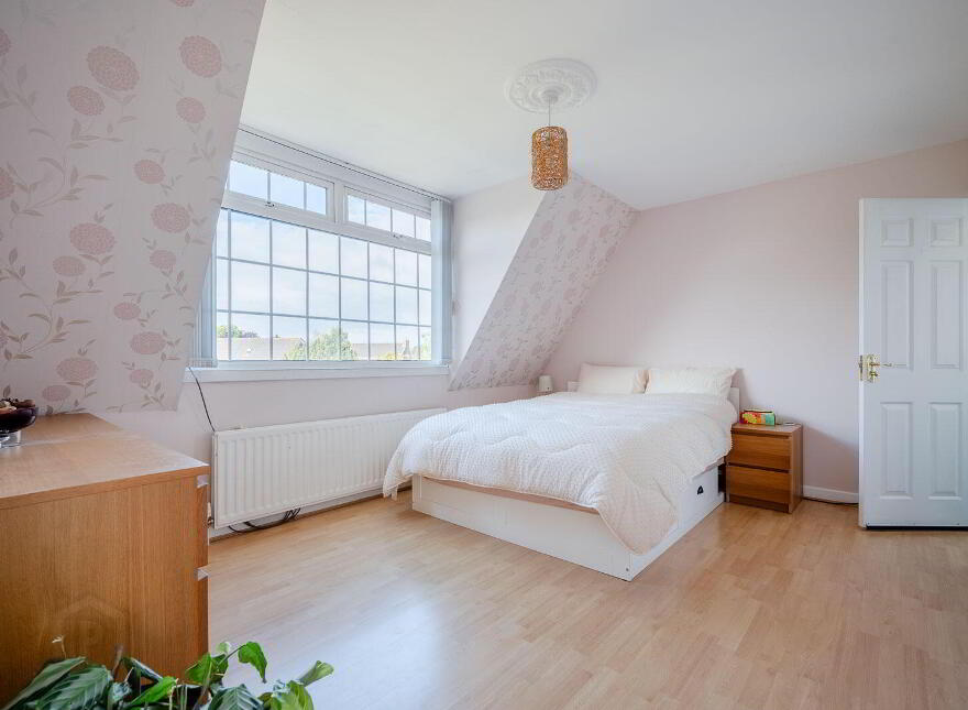 5 Knightsbridge Court, Bangor, BT19 6SD