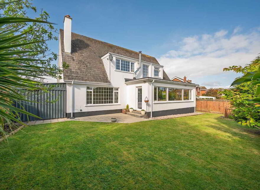 5 Knightsbridge Court, Bangor, BT19 6SD