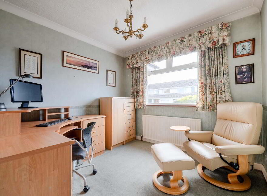 16 Cotswold Drive, Bangor, BT20 4SF