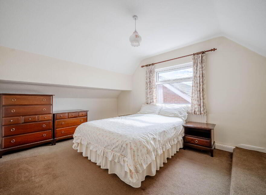 16 Cotswold Drive, Bangor, BT20 4SF