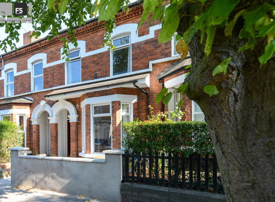 30 Deramore Avenue, Ormeau Road, Belfast, BT7 3ER