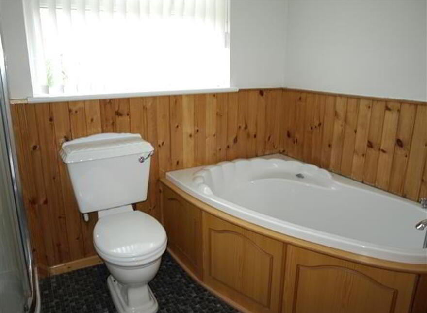 21 Hugomont Avenue, Ballymena, BT43 6HW