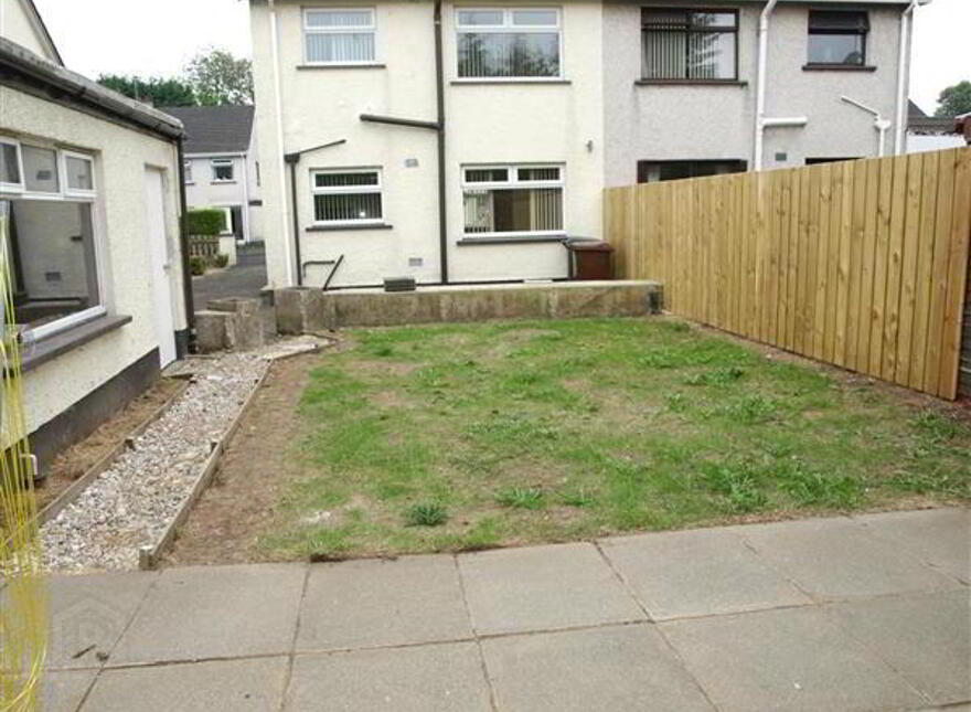 21 Hugomont Avenue, Ballymena, BT43 6HW