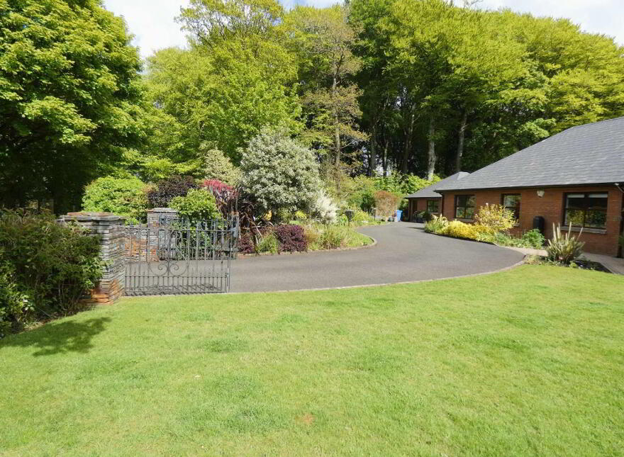 Hillcroft Lodge, 32 Knockaholet Road, Dunloy, Ballymena, BT44 9BE