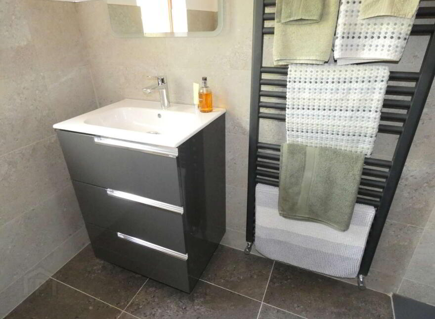Hillcroft Lodge, 32 Knockaholet Road, Dunloy, Ballymena, BT44 9BE