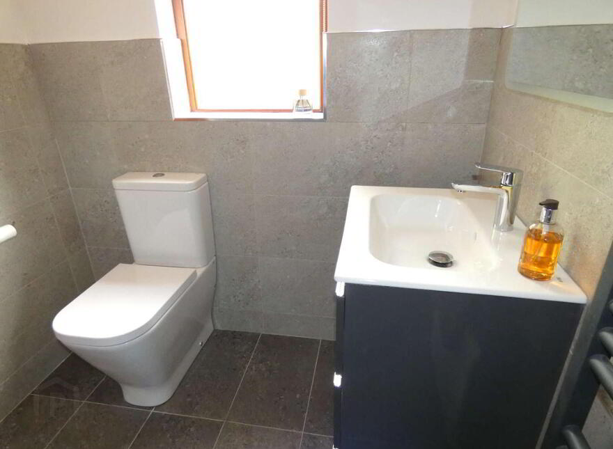 Hillcroft Lodge, 32 Knockaholet Road, Dunloy, Ballymena, BT44 9BE