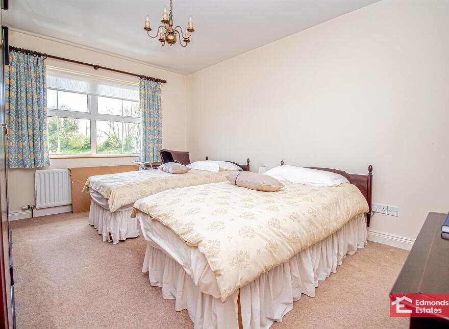 16 Dreen Road, Cullybackey, Ballymena, BT42 1EB