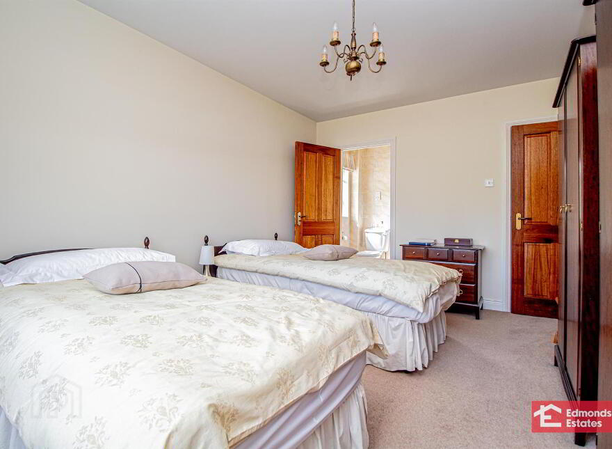 16 Dreen Road, Cullybackey, Ballymena, BT42 1EB
