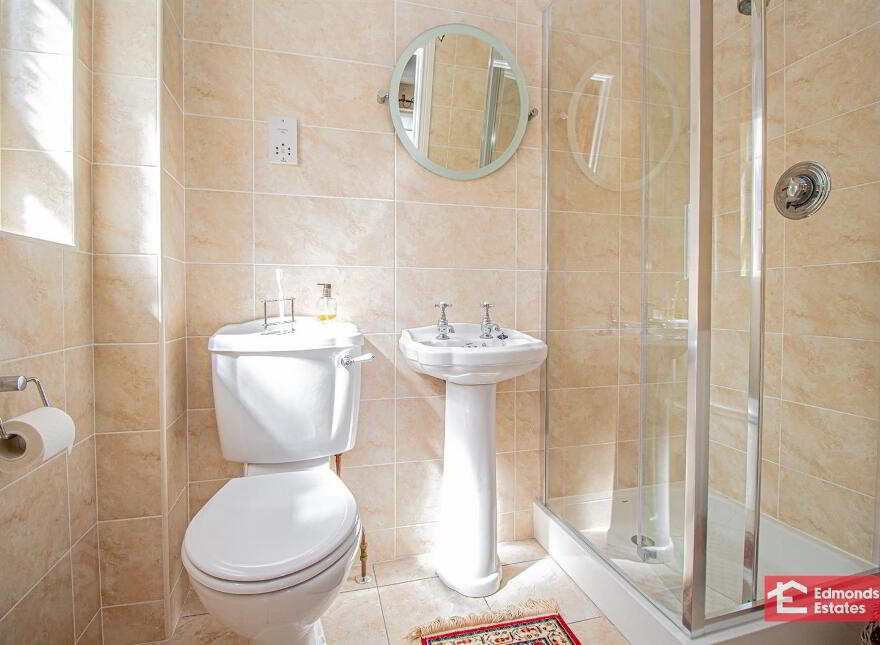 16 Dreen Road, Cullybackey, Ballymena, BT42 1EB
