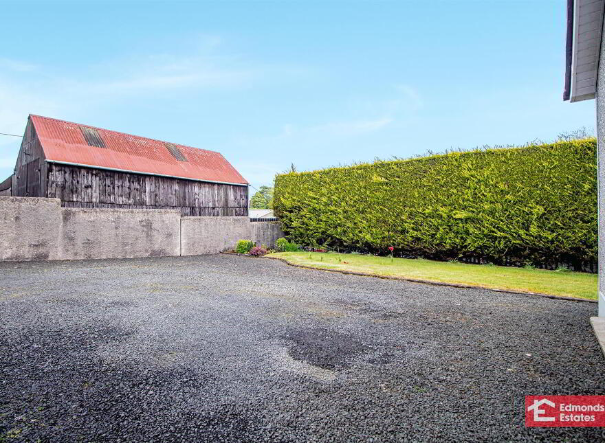 16 Dreen Road, Cullybackey, Ballymena, BT42 1EB