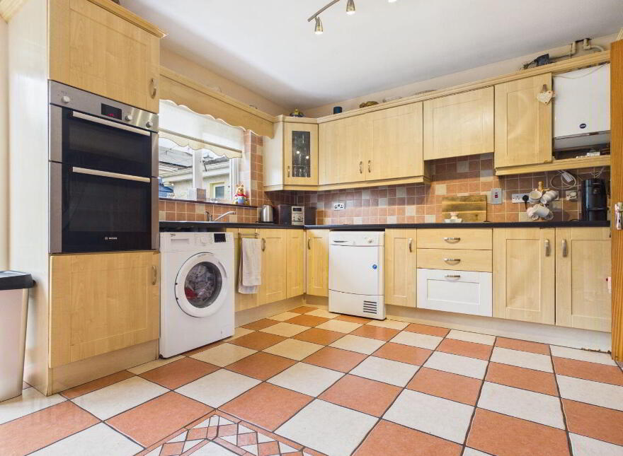 8 College Avenue, College Manor, Cobh, P24KX92