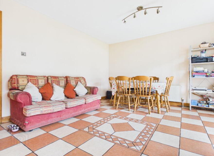 8 College Avenue, College Manor, Cobh, P24KX92