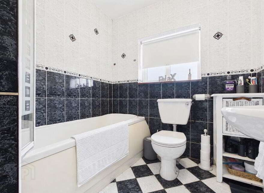 8 College Avenue, College Manor, Cobh, P24KX92