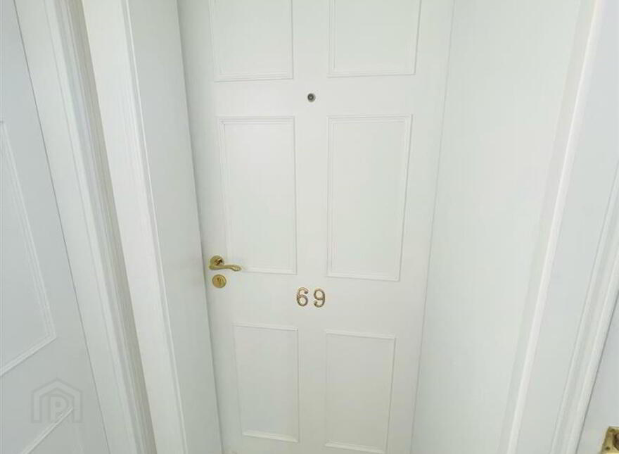 Apt, 69 Main Street, Ballywalter, BT22 2PJ
