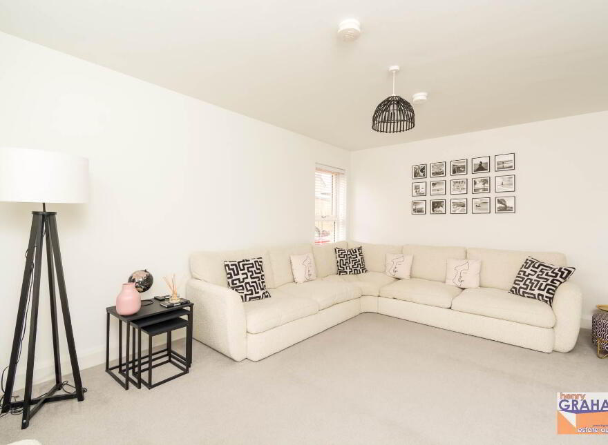 25 Woodbrook Manor, Lisburn, BT28 0AD