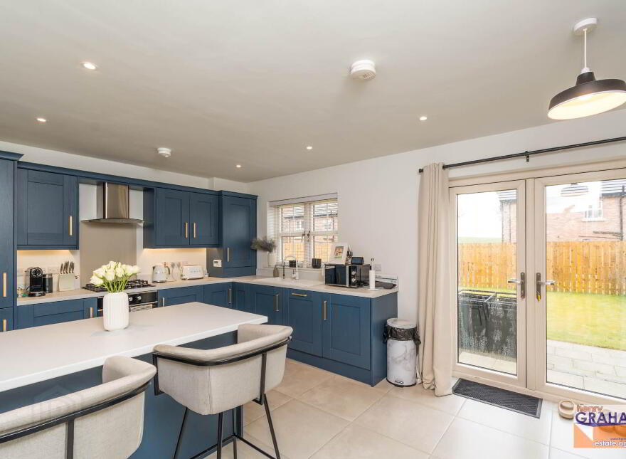 25 Woodbrook Manor, Lisburn, BT28 0AD