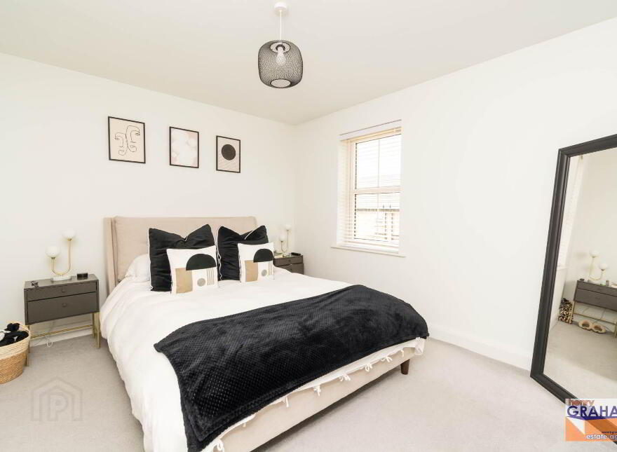 25 Woodbrook Manor, Lisburn, BT28 0AD