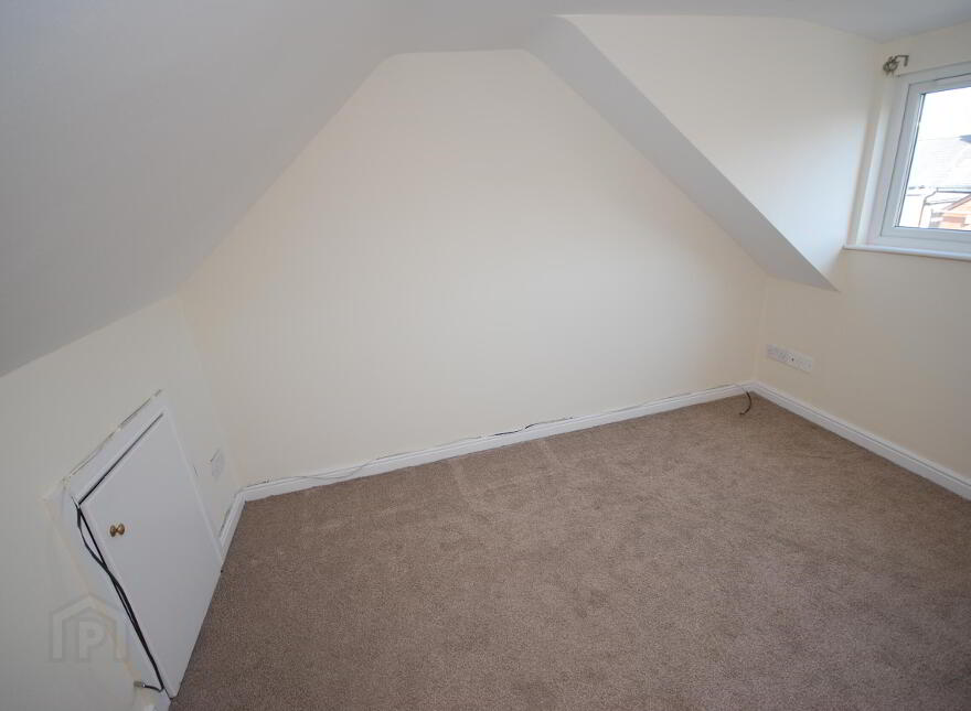 19 Lisburn Avenue, Belfast, BT9 7FX
