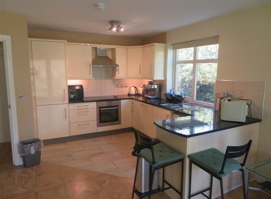 45 Glenburn Manor, Dunmurry, Belfast, BT17 9DX