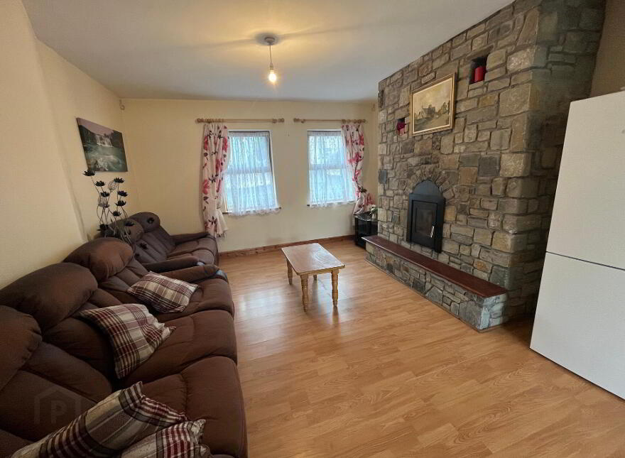 13 The Shores, Lahardane, Cuilkillew, F26V6F2