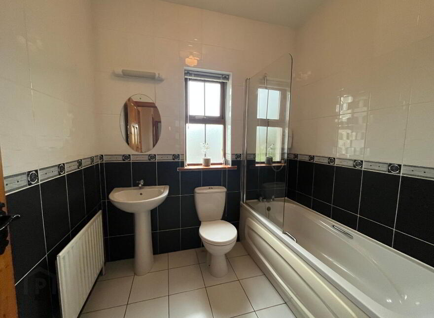 13 The Shores, Lahardane, Cuilkillew, F26V6F2