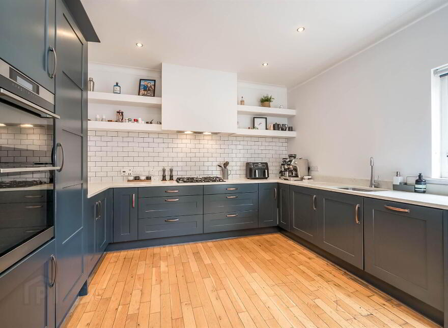 19 Sandhill Gardens, Ballyhackamore, Belfast, BT5 6FF