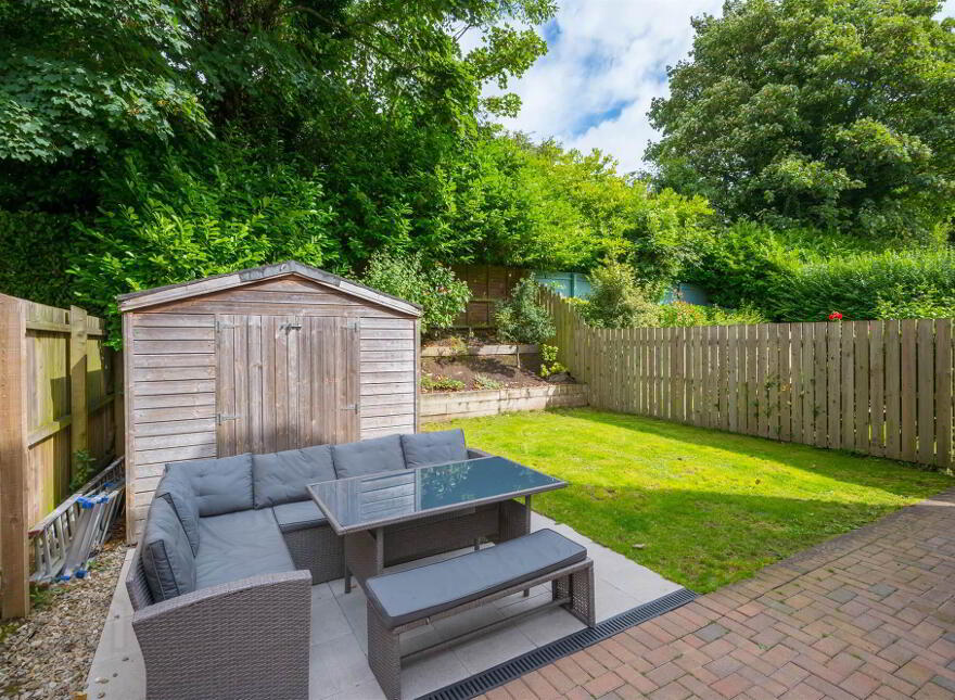 19 Sandhill Gardens, Ballyhackamore, Belfast, BT5 6FF
